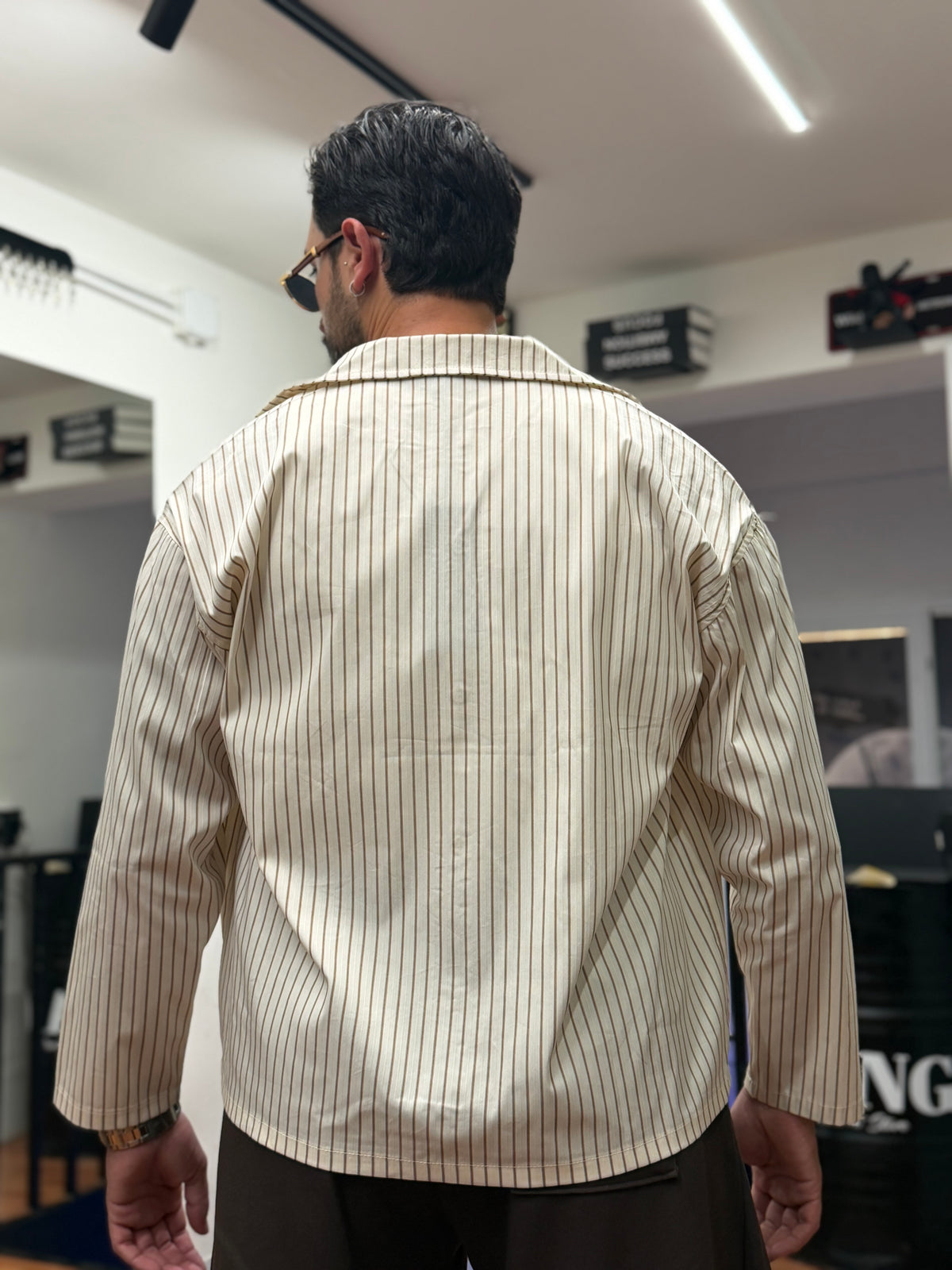CAMICIA CROP A RIGHE BEIGE