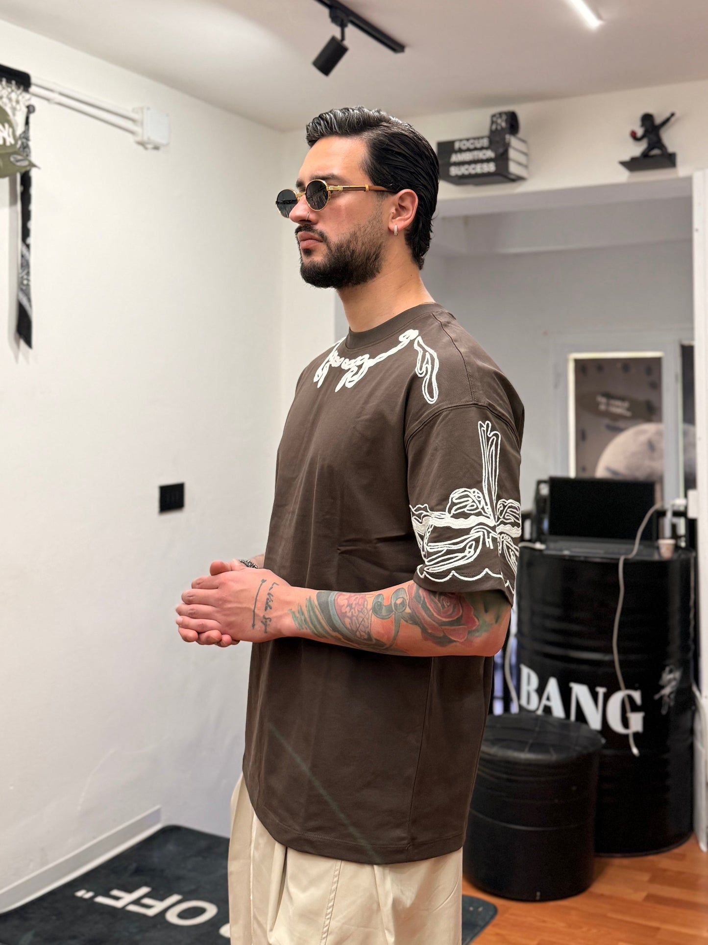 T-SHIRT OVER CROCHET