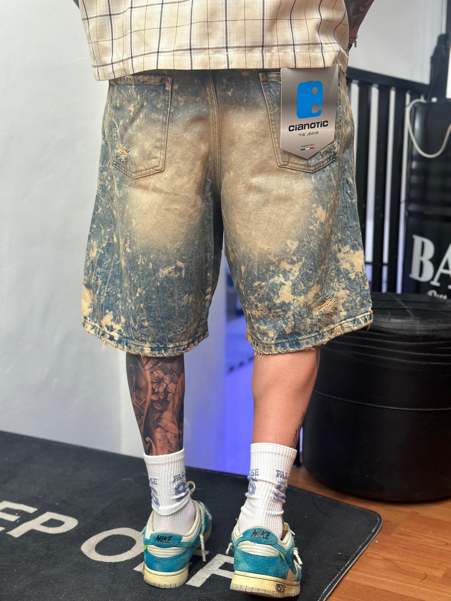 SHORT CIANOTIC SABBIATO