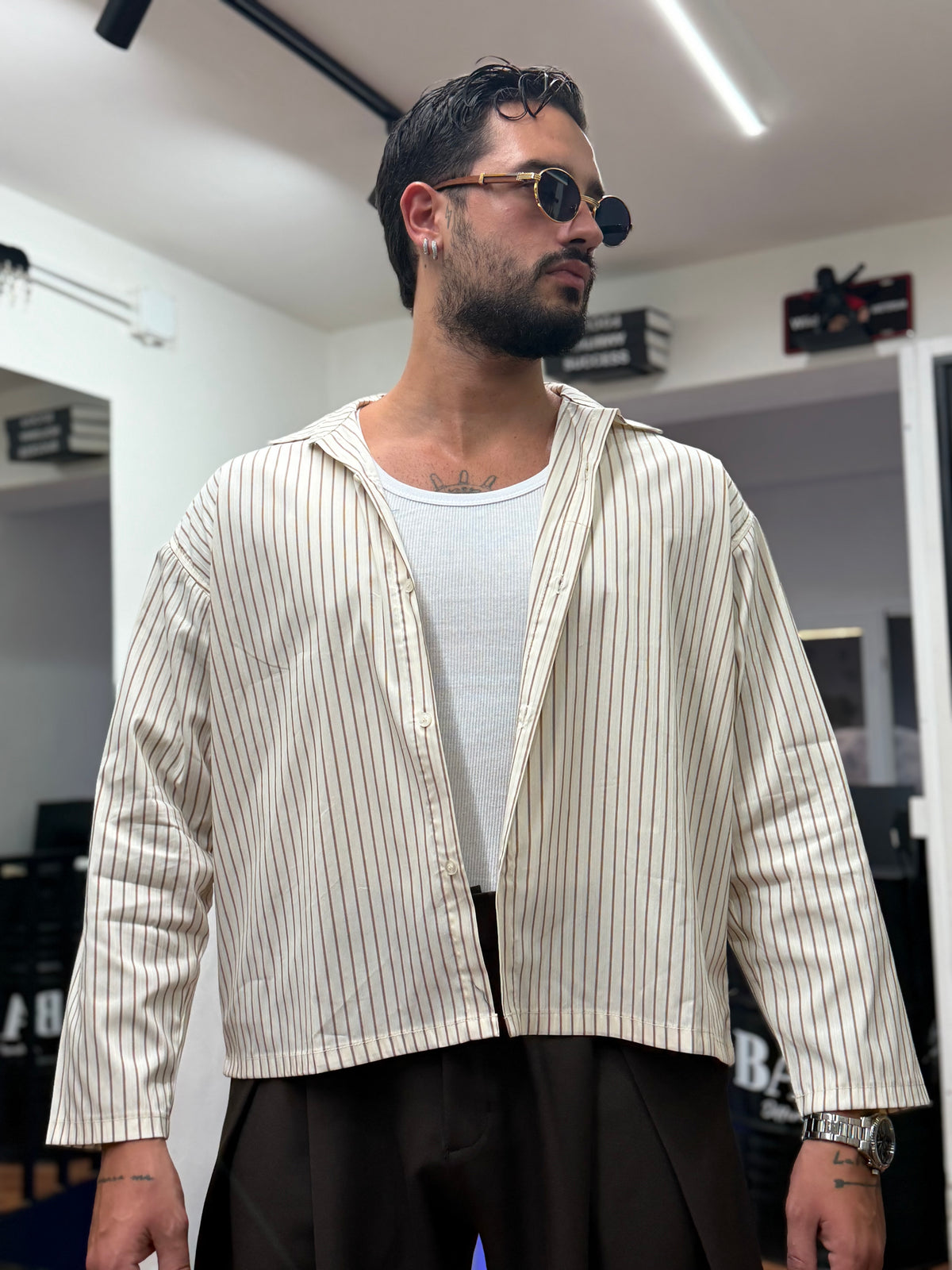 CAMICIA CROP A RIGHE BEIGE
