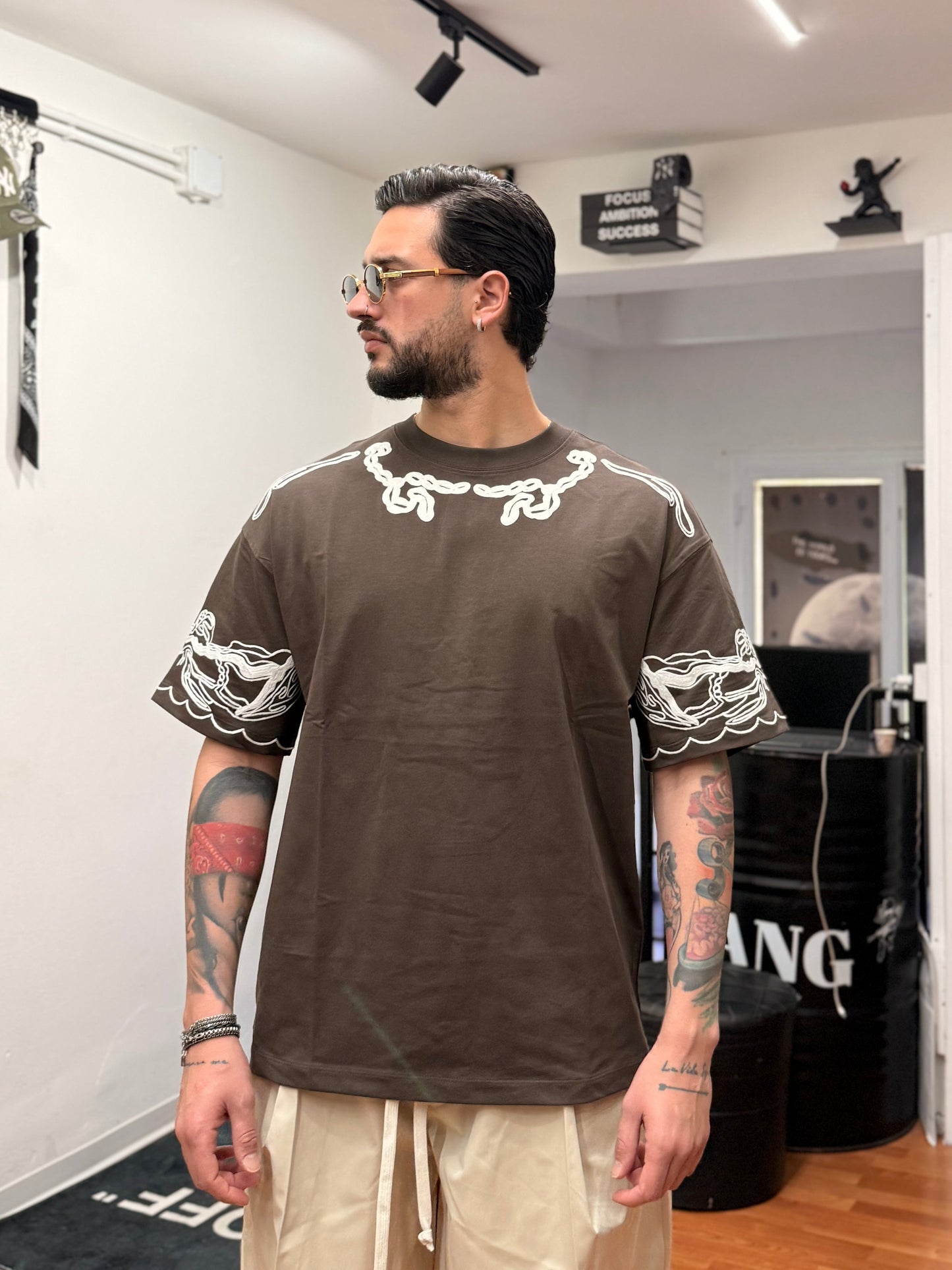 T-SHIRT OVER CROCHET