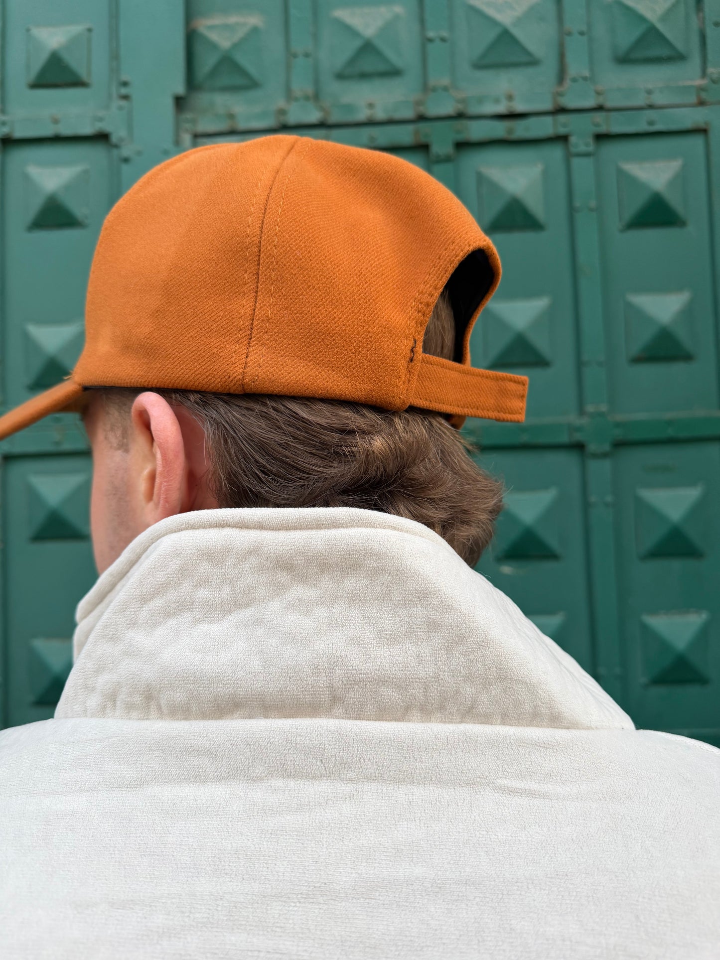 BERRETTO IN PANNO ARANCIO