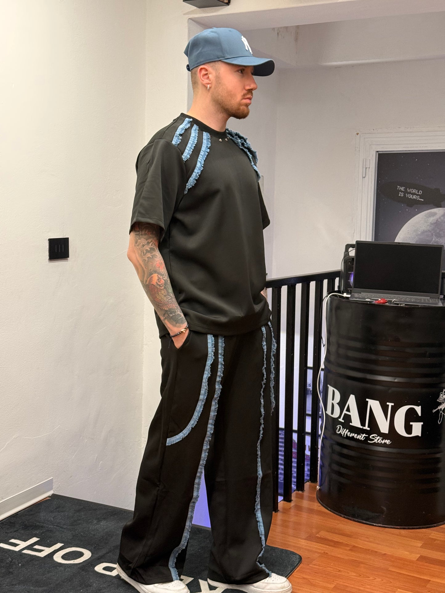 TRACKSUITE JEANS