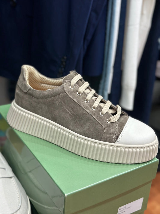 SNEAKERS VOLUMINOSA
