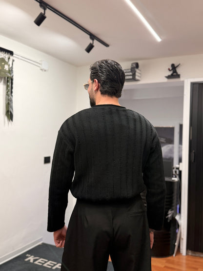 MAGLIONE CROP IN FILO NERO