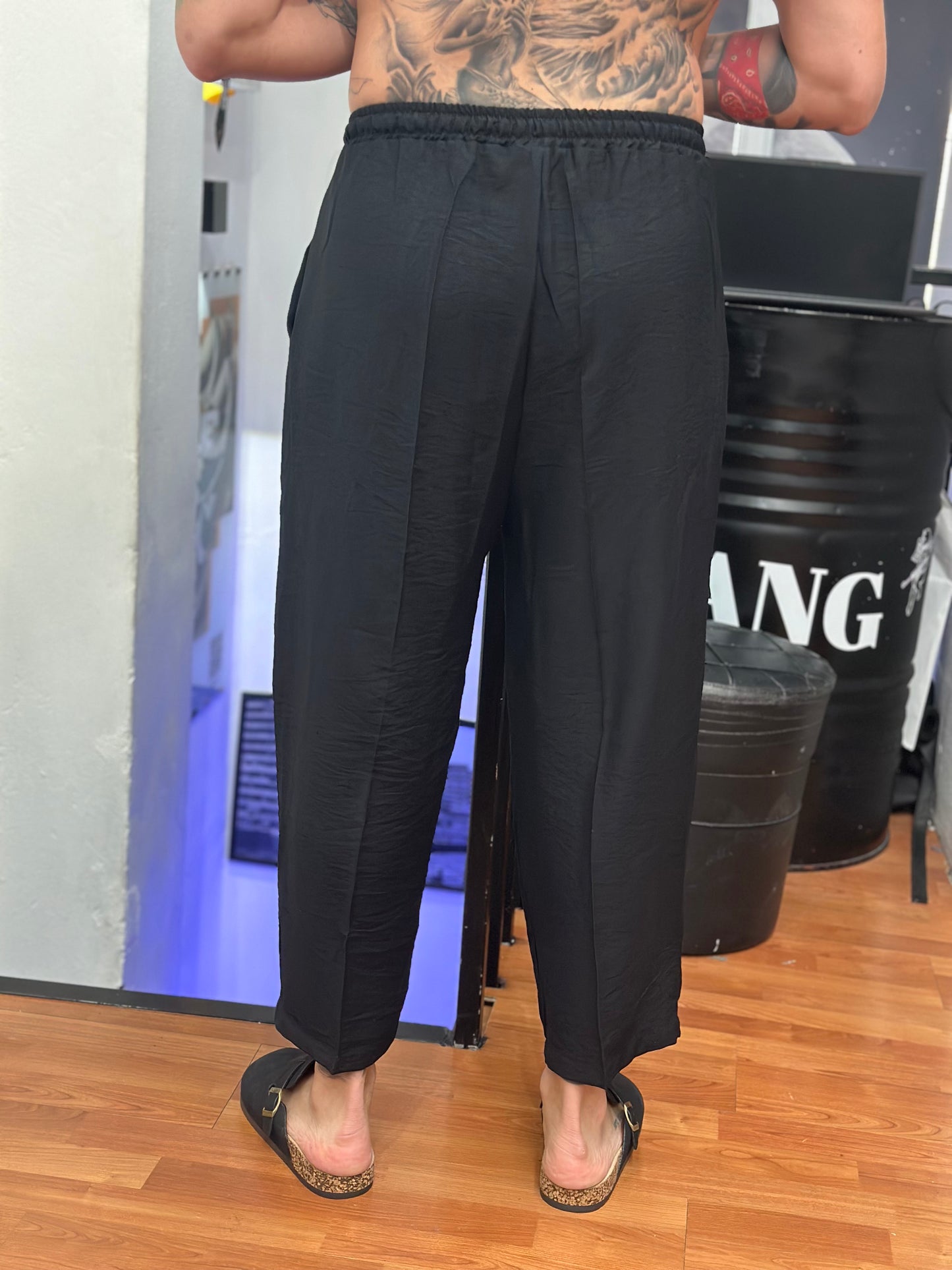 COORDINATO TALUM NERO IN LINO
