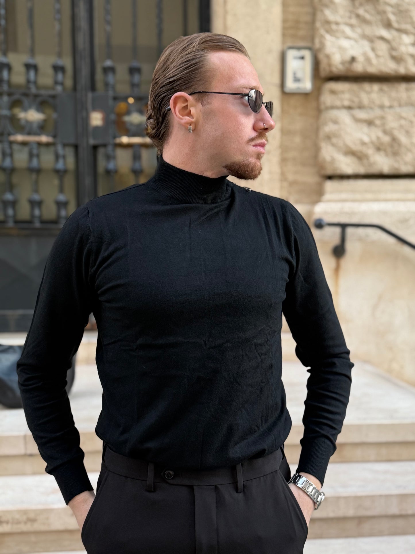 MAGLIONE MEZZO COLLO NERO