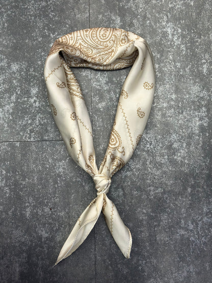 FOULARD