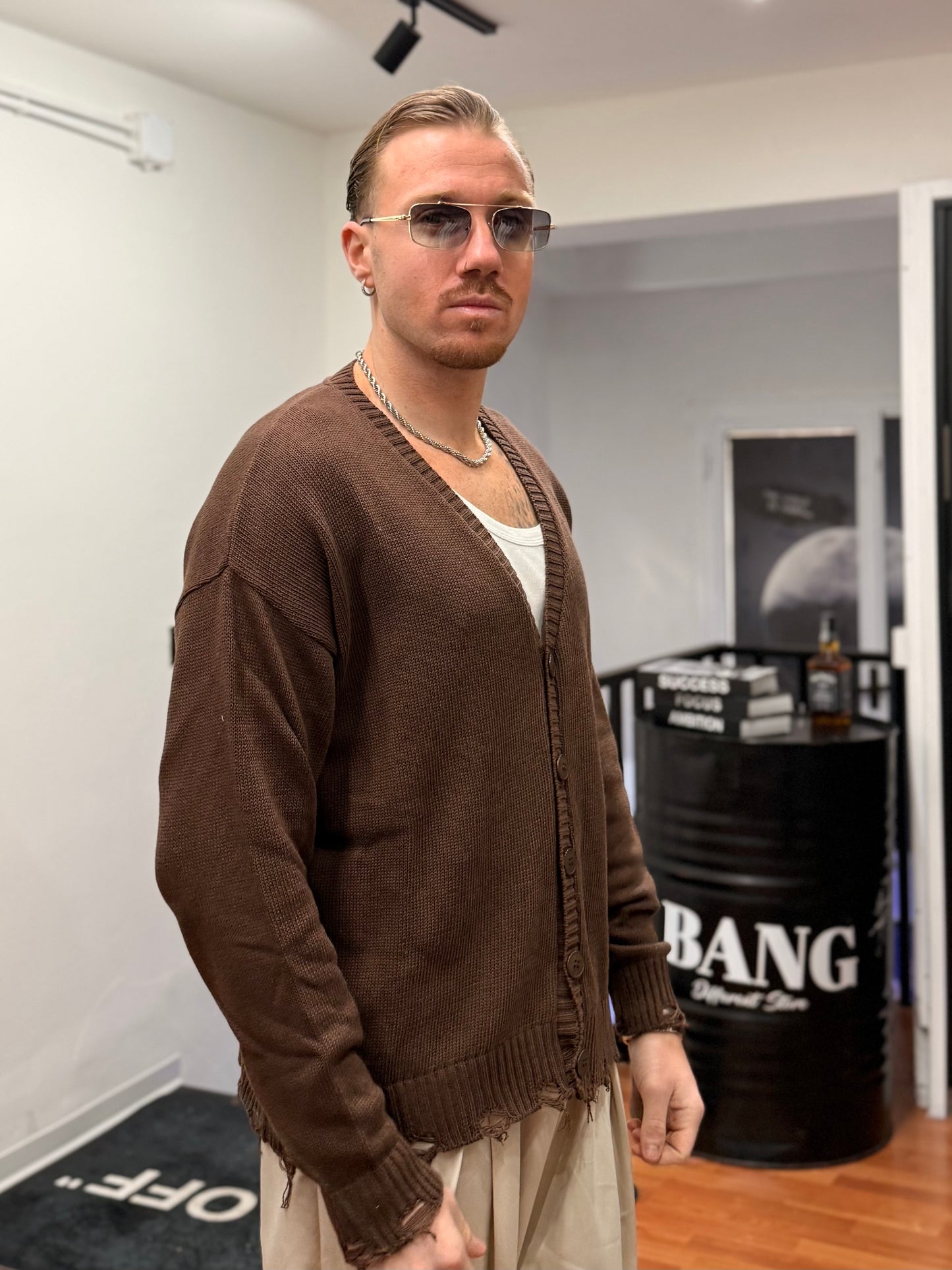 CARDIGAN DESTROYED IN FILO MORO