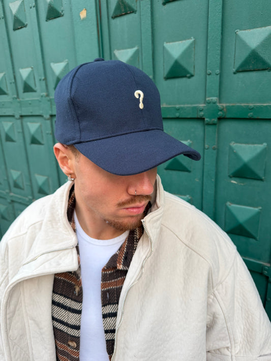 BERRETTO IN PANNO BLU