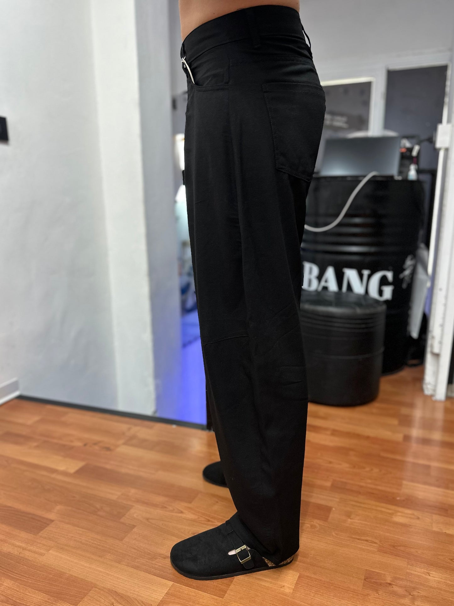 PANTALONE BALLON NERO IN LINO
