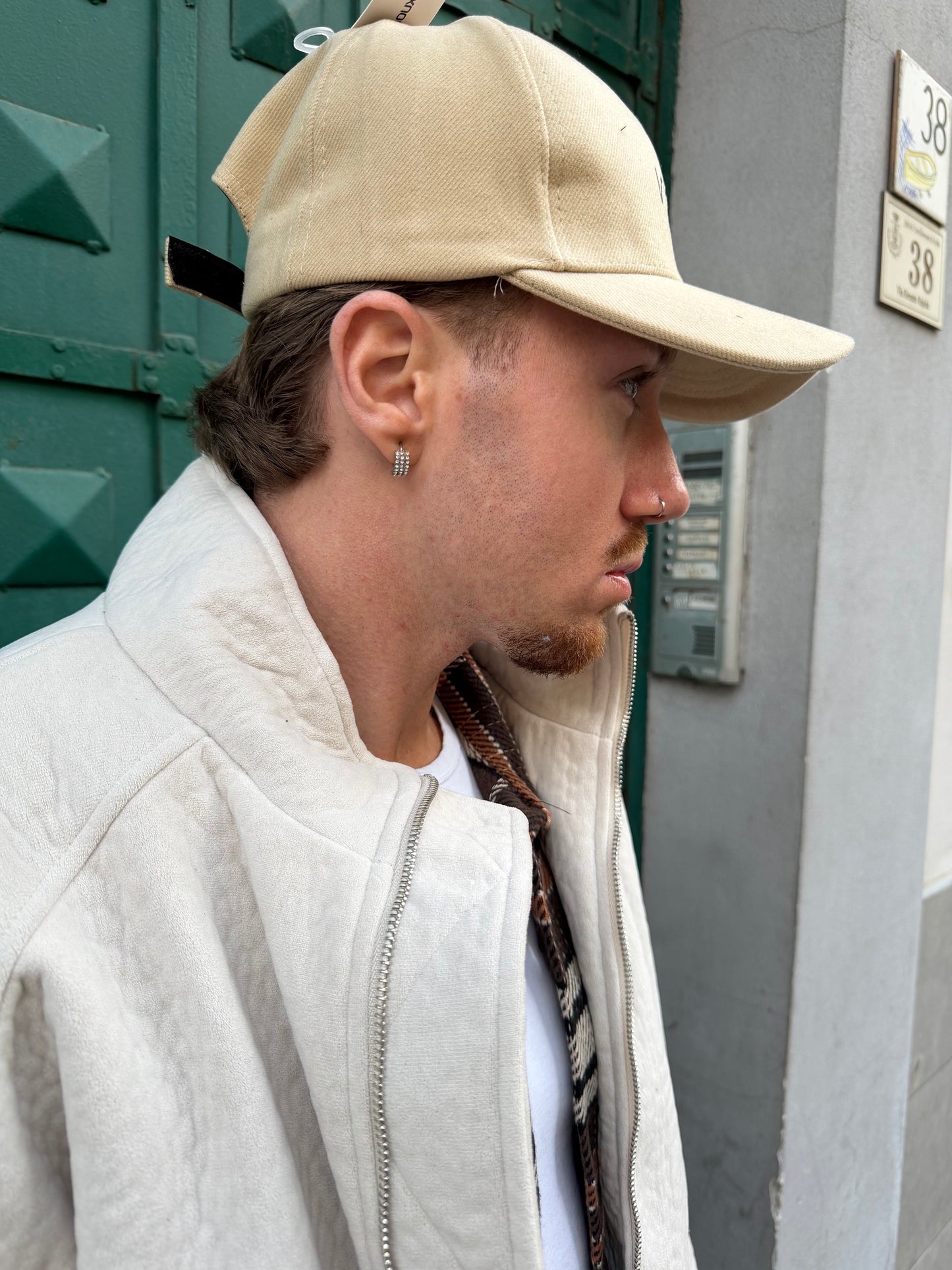 BERRETTO IN PANNO BEIGE